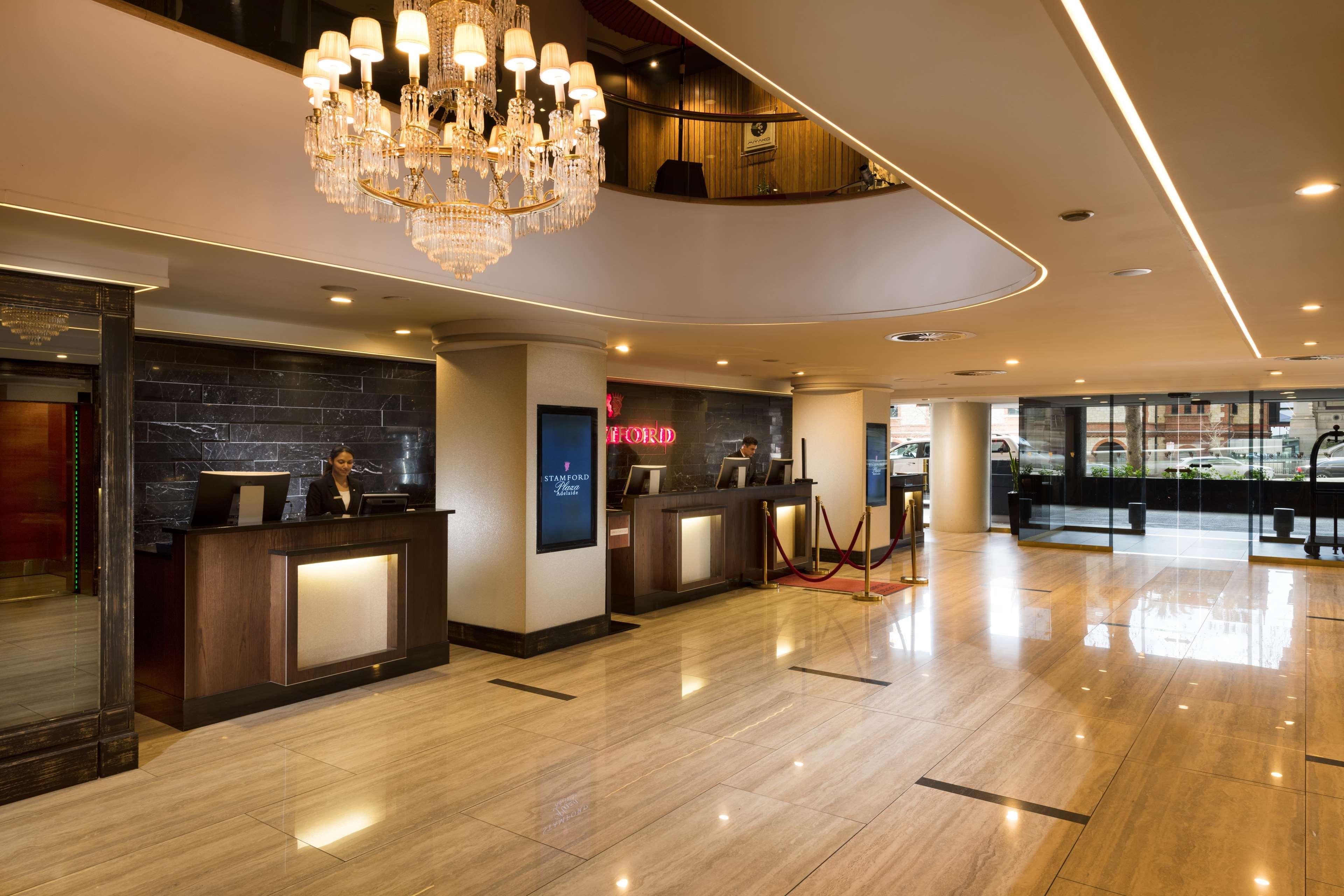 Hotel Stamford Plaza Adelaide Exterior foto Lobby