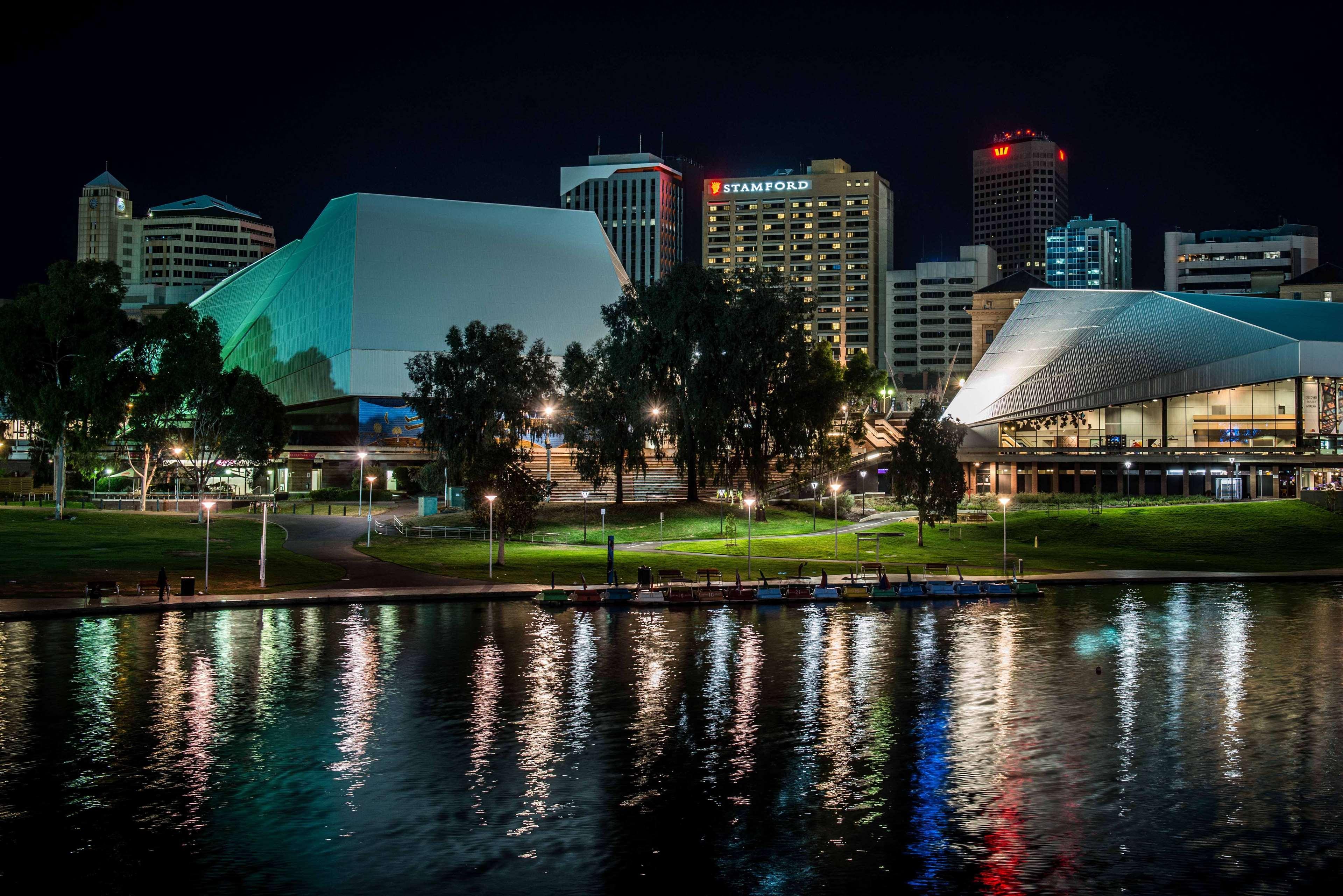Hotel Stamford Plaza Adelaide Exterior foto Adelaide Convention Centre