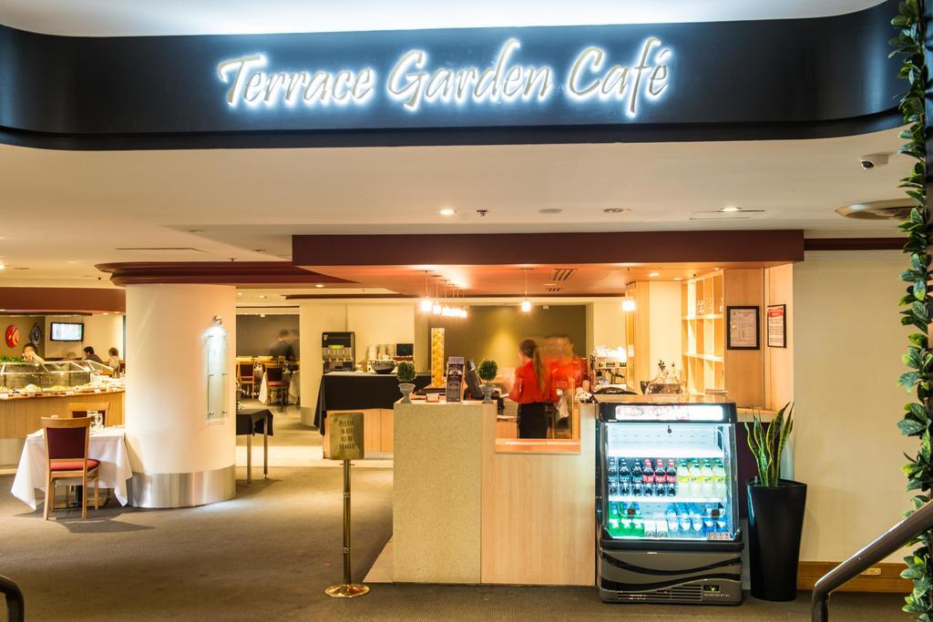 Hotel Stamford Plaza Adelaide Exterior foto Terrace Garden Cafe
