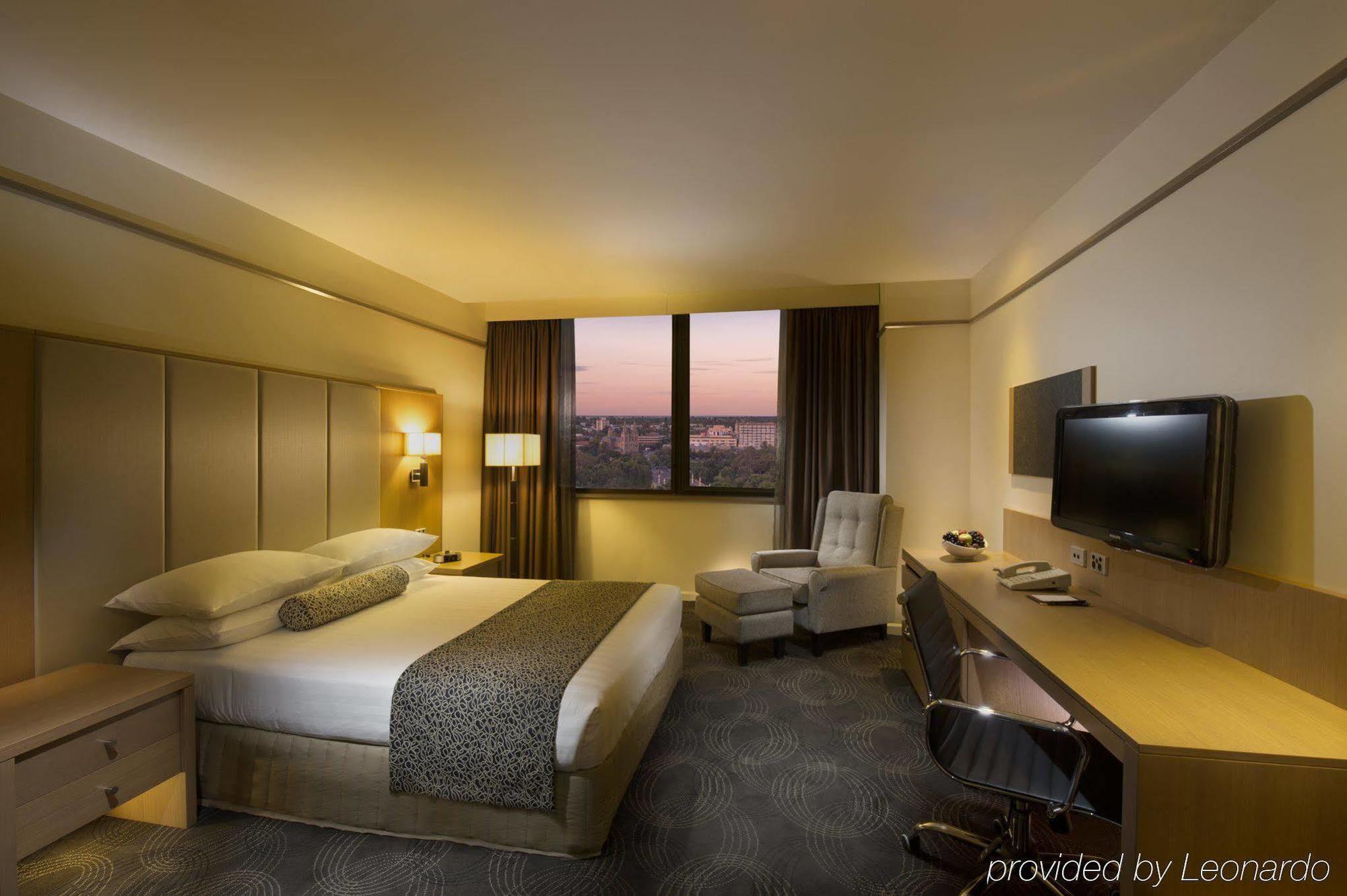 Hotel Stamford Plaza Adelaide Zimmer foto Deluxe Room