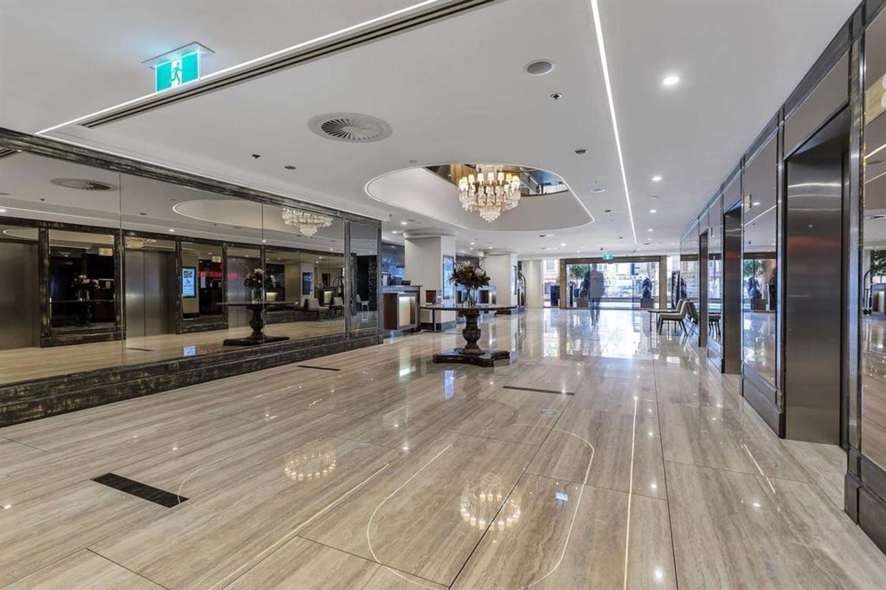 Hotel Stamford Plaza Adelaide Exterior foto The lobby of the hotel